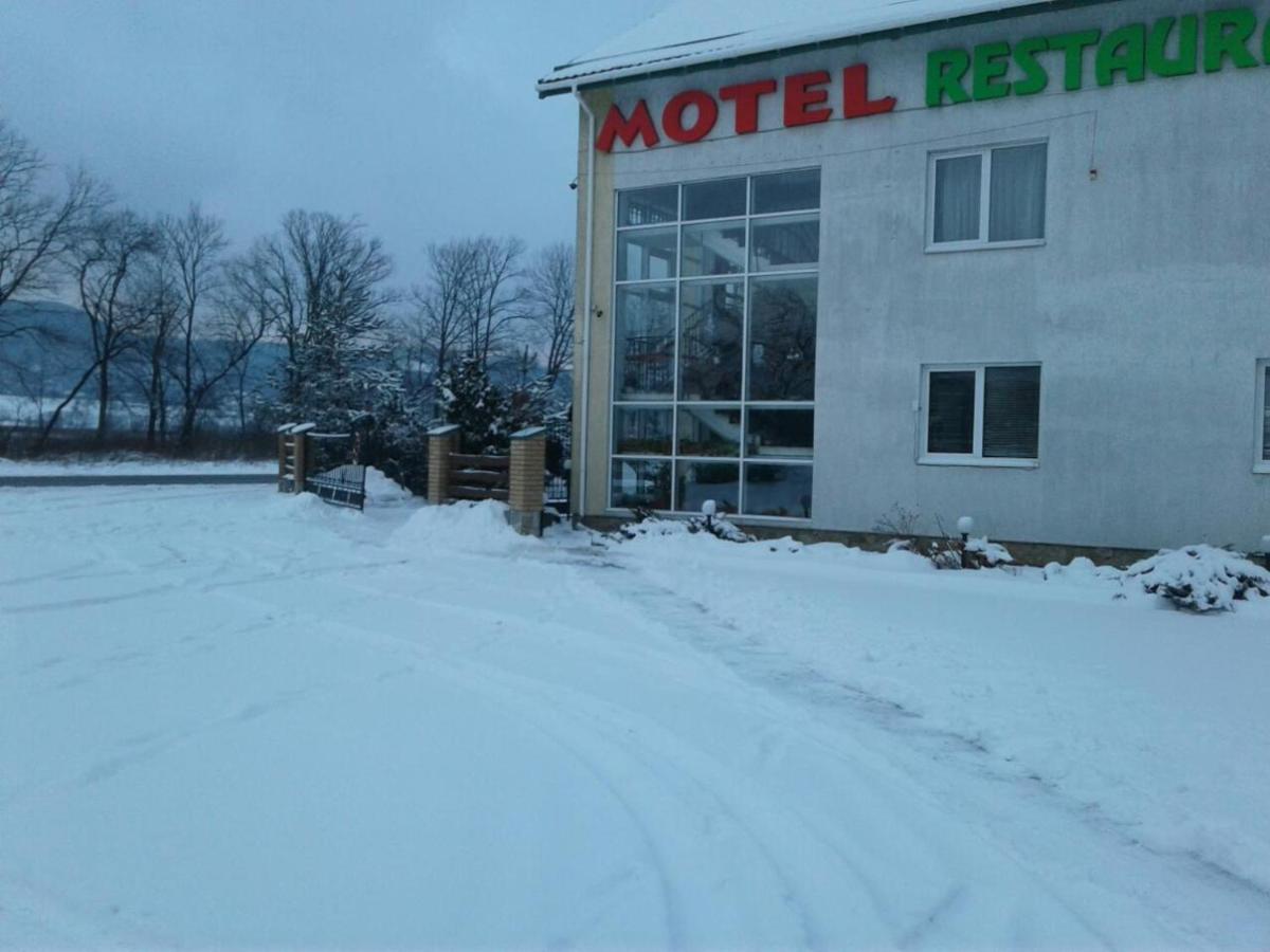 Motel Karpaty Viking Nizhneye Sinevidnoye Esterno foto